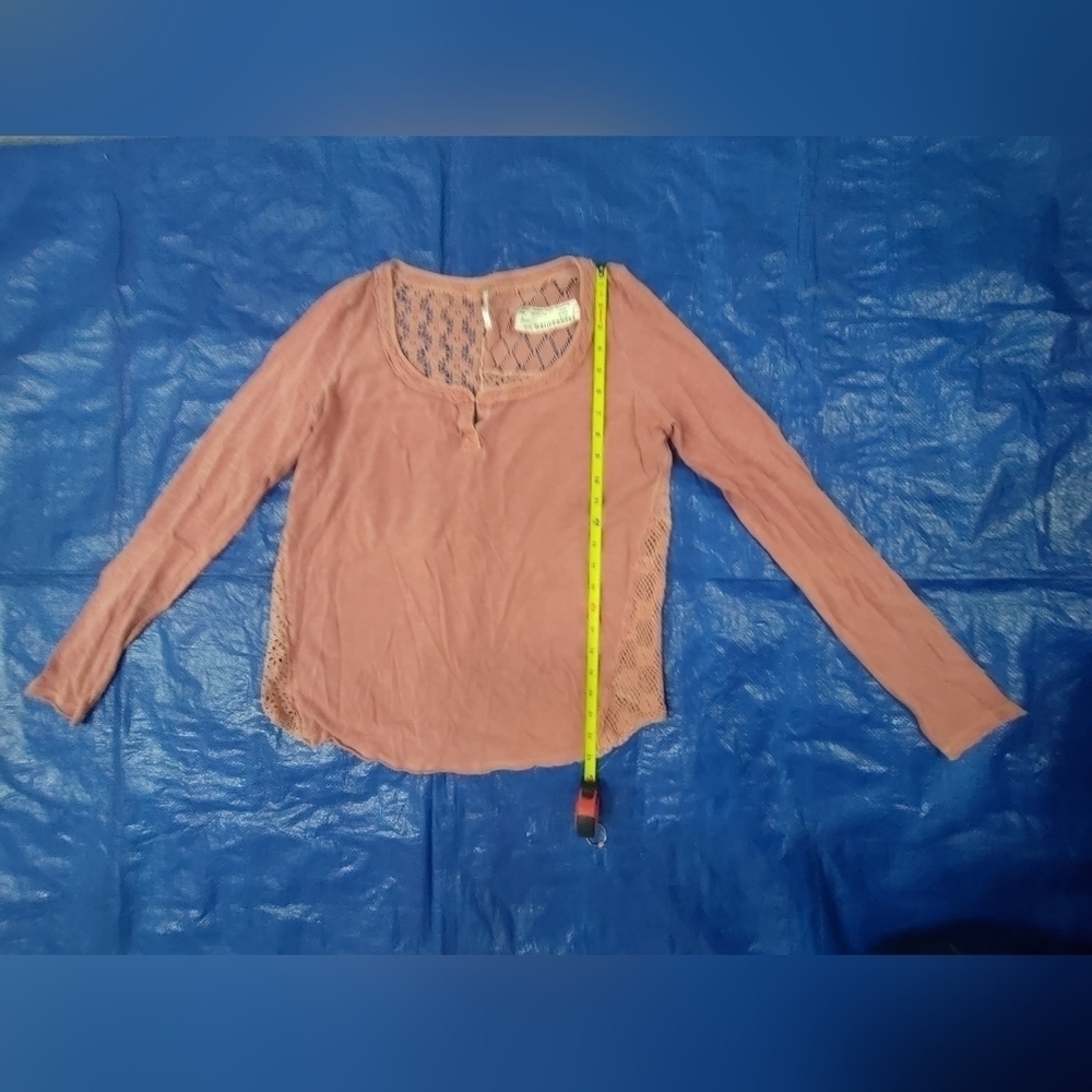 Free People - Picture 3 of 7